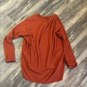 Time and Tru Rust Ribbed Knit Top